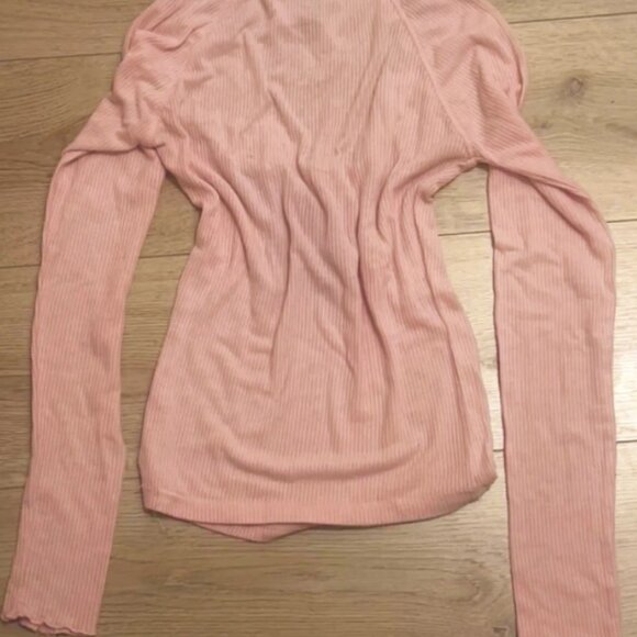 Just Polly New York long sleeve pink top - Picture 2 of 3